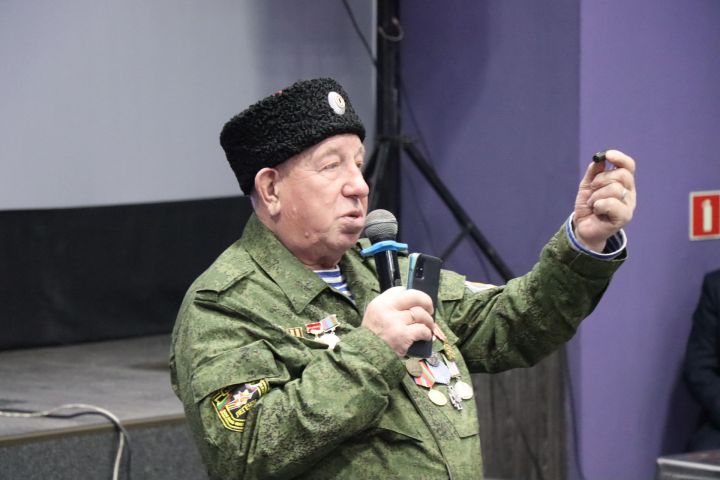 В КДЦ «Грани» прошла памятная встреча «900 дней мужества»