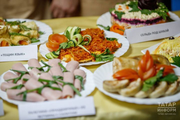Нурлатцам на заметку: что делать, если переел в новогодние праздники