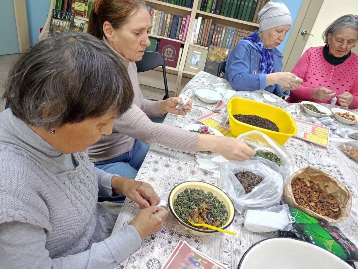 «Осенняя неделя добра»: «Веста» собрала посылки для защитников