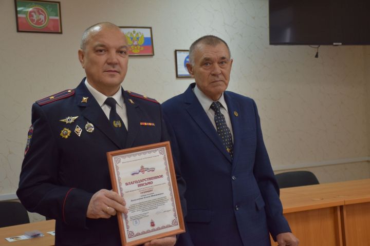 В Нурлатском отделении Госавтоинспекции чествовали ветеранов службы