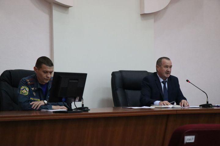 В Нурлате прошло внеочередное заседание КЧС