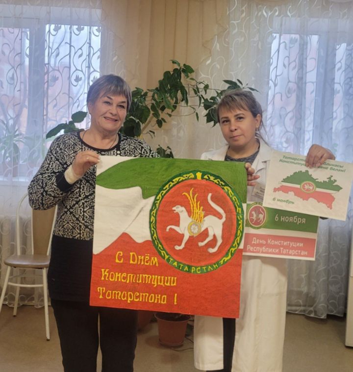 Уроки патриотизма и творчества ко Дню Конституции РТ в Нурлатском доме-интернате