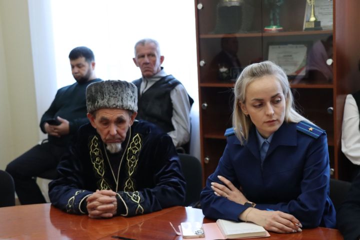 Нурлатцы обсудили деятельность религиозных и общественных организаций района