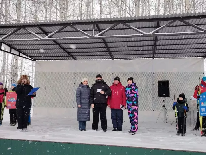 В Нурлате юным спортсменам вручили значки ГТО