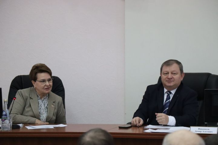 Нурлат с рабочим визитом посетила Уполномоченный по правам человека в РТ Сария Сабурская