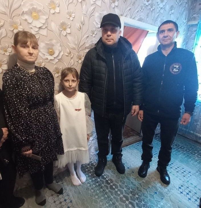 Новогоднее чудо для Камиллы: подарки и помощь пришли в Фомкино