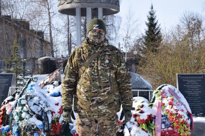 Участник СВО Бабай из Нурлата: «Мы ни на шаг не отступим!» — история героя, награжденного медалью ордена «За заслуги перед РТ»