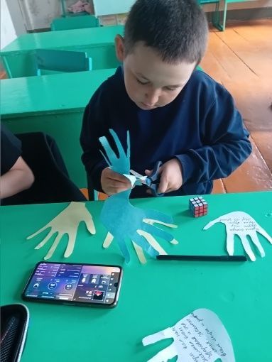 Всероссийская акция «Голубь мира – Голубь Победы» прошла в Кульбаево-Марасинской школе