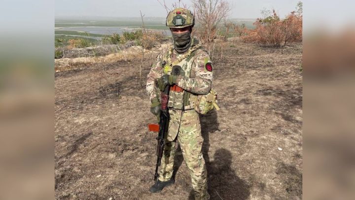 Боец с позывным «Белый» в завершении своего отпуска посетил город Нурлат
