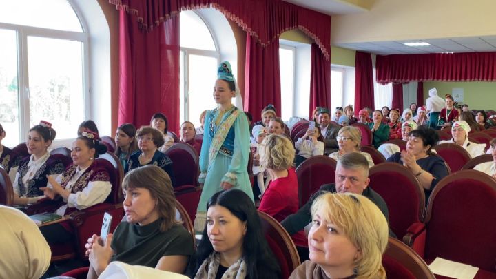 Нурлатцы показали свою интерпретацию татарского стиля