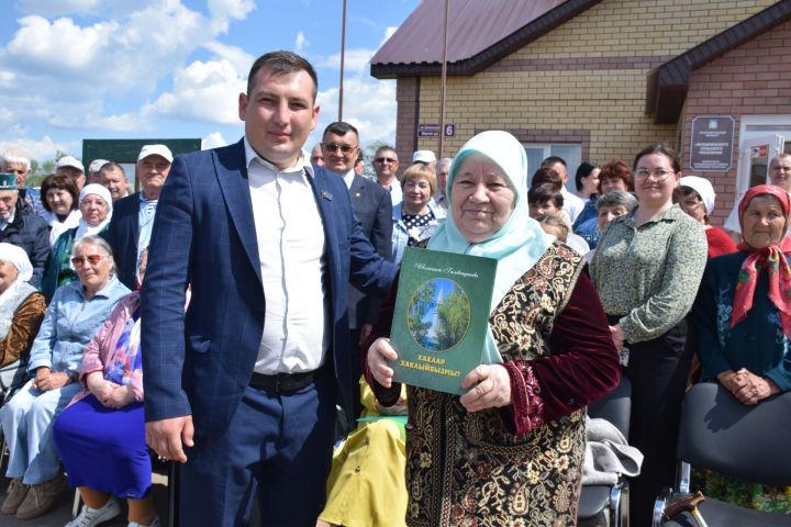 В Якушкинском сельском поселении торжественно открыли мемориальную доску памяти Хабибуллы Хамидуллина