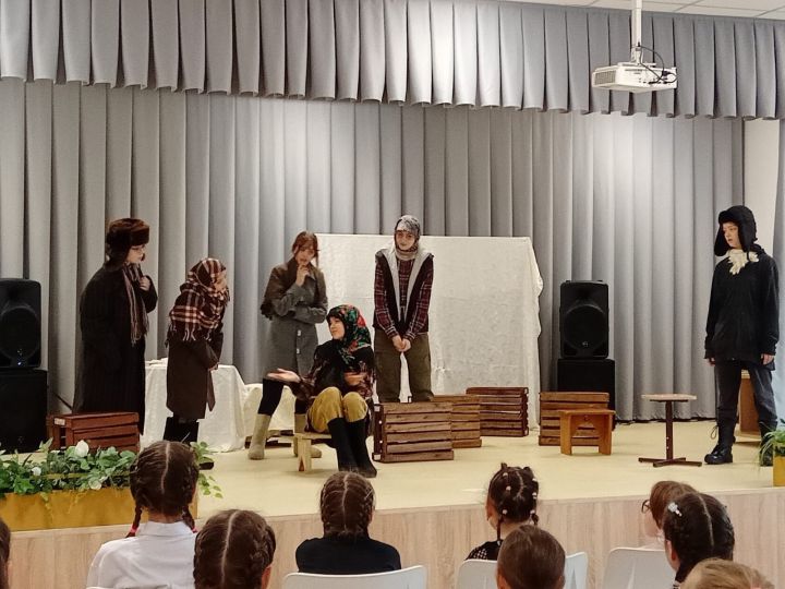 Юные нурлатцы увидели трогательный спектакль о блокадном Ленинграде