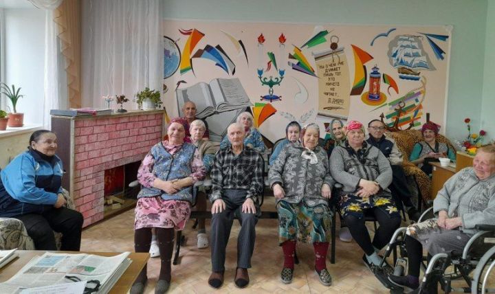 В Нурлатском доме-интернате для престарелых и инвалидов отметили майские праздники