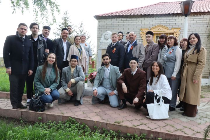 В Нурлатском районе почтили память основоположника татарского театра Габдуллы Кариева