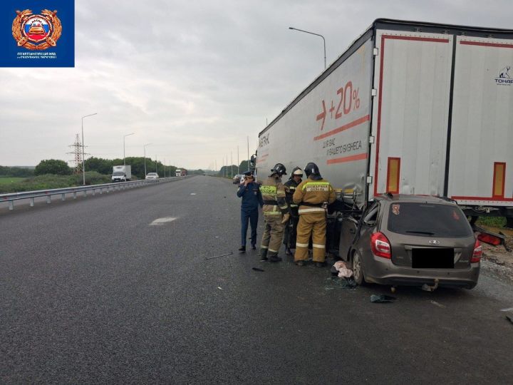 Водитель Лады Калины погиб в ДТП с грузовиком в Мензелинском районе