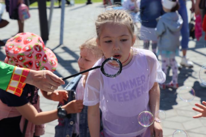 Как сделать летние каникулы ребенка безопасными и полезными