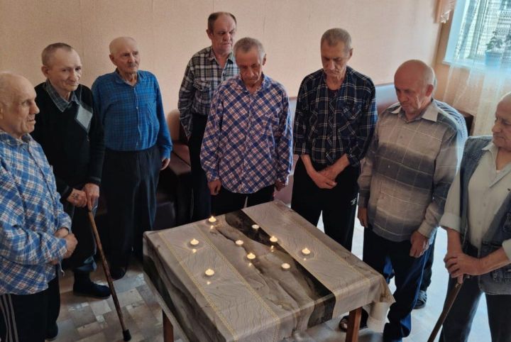 Нурлатский дом престарелых присоединился к акции «Свеча памяти»