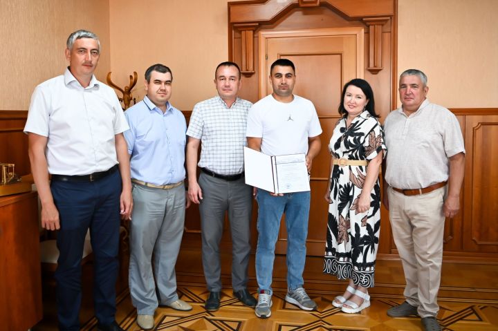 Нурлатский нефтяник удостоен Благодарности Минэнерго РФ