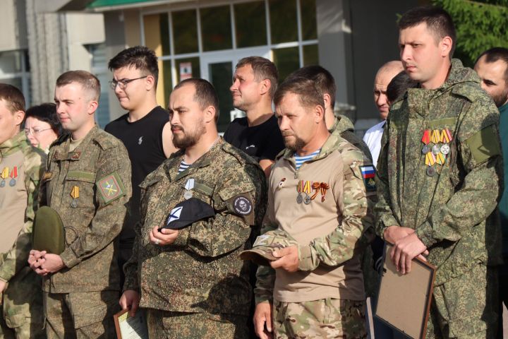 В Нурлате отметили День ветеранов боевых действий (+фоторепортаж)