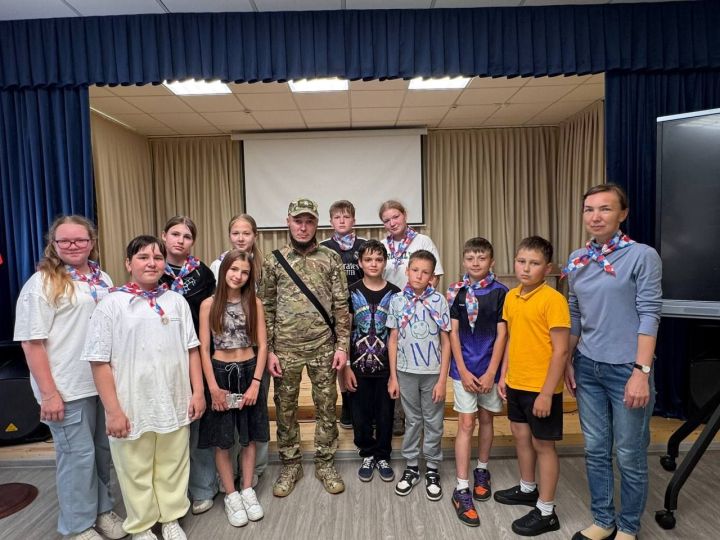 Урок Мужества в Нурлате: встреча с героем-танкистом