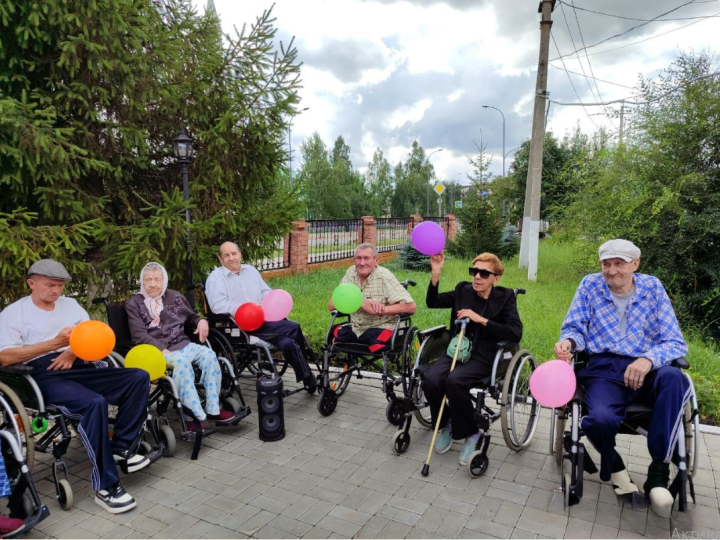 Музыкальная терапия: нурлатские пенсионеры зарядились эмоциями под хиты молодости