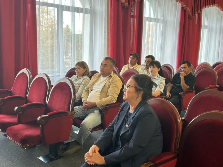 В Нурлате обсудили адаптацию иностранных граждан