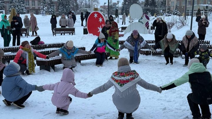 «Рождественские узоры» украсили Центральную площадь Нурлата