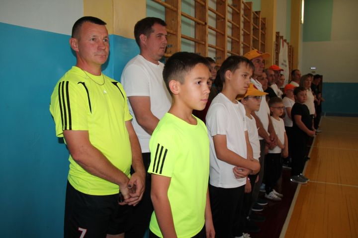 Нурлатта гаилә командалары спартакиадада көч сынашты