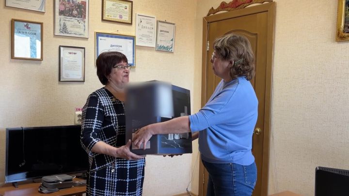 Зальфира Мингазова из Нурлата выиграла за подписку кухонный комбайн