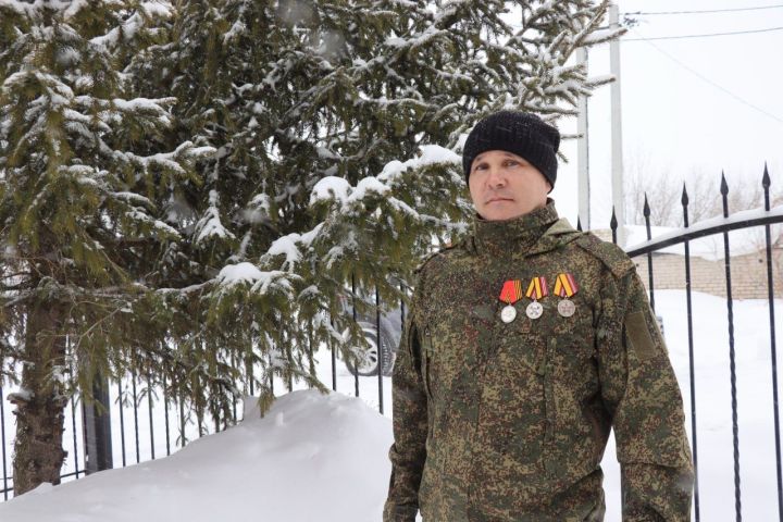 Боец с позывным «Воин» из Курманаева считает знания о БПЛА ключевыми для современной войны