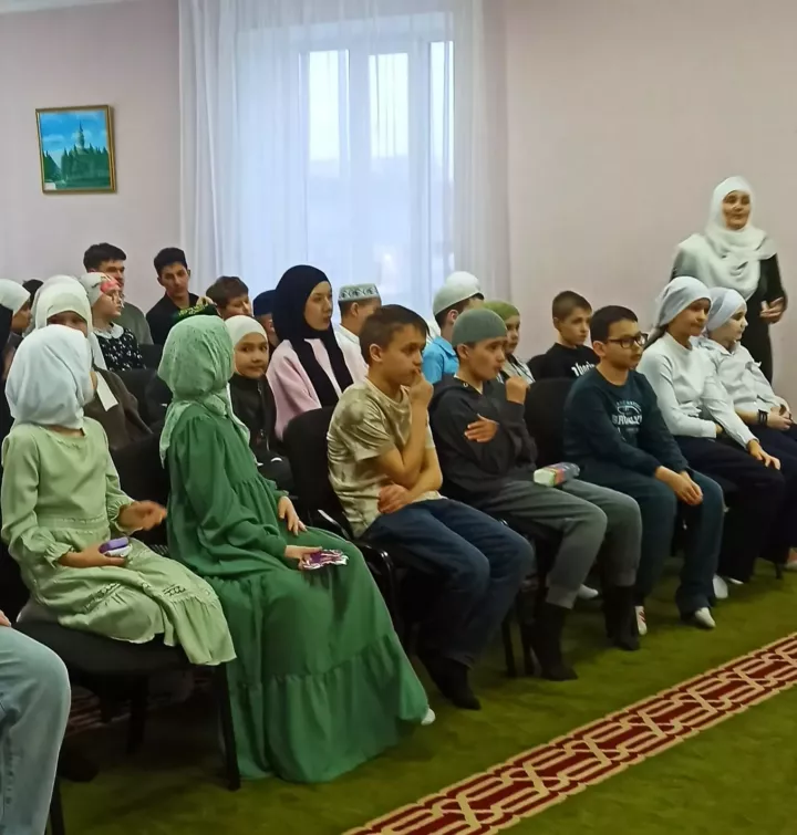 Ифтар для детей в Нурлате: в центре имени Ахмадзаки Сафиуллина прошел духовно-просветительский вечер