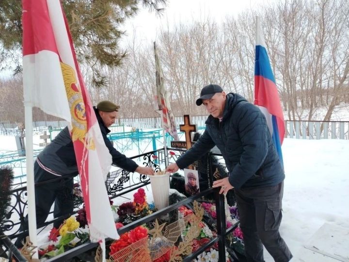 В Нурлате прошел автопробег «Боевого братства» в память о погибших героях внутренних войск и Росгвардии