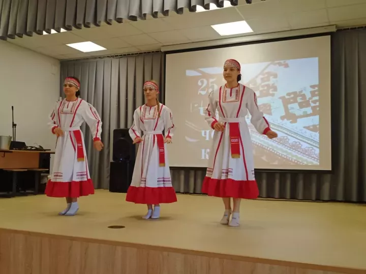 «Киләчәк» встретил гостей: праздник родного языка