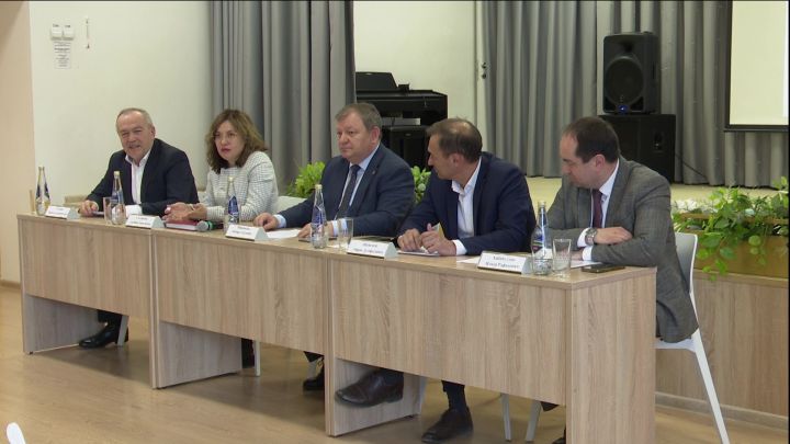 На встрече главы района с бизнес-сообществом Нурлата предприниматели смогли задать волнующие вопросы