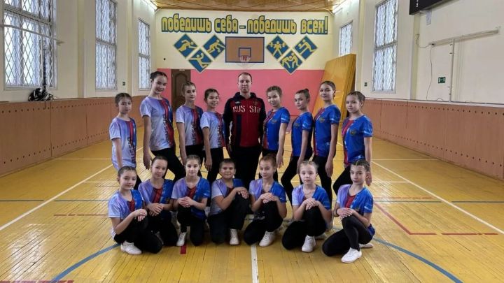 «Буровик» Нурлата зарядил юных аэробистов энергией эстафет