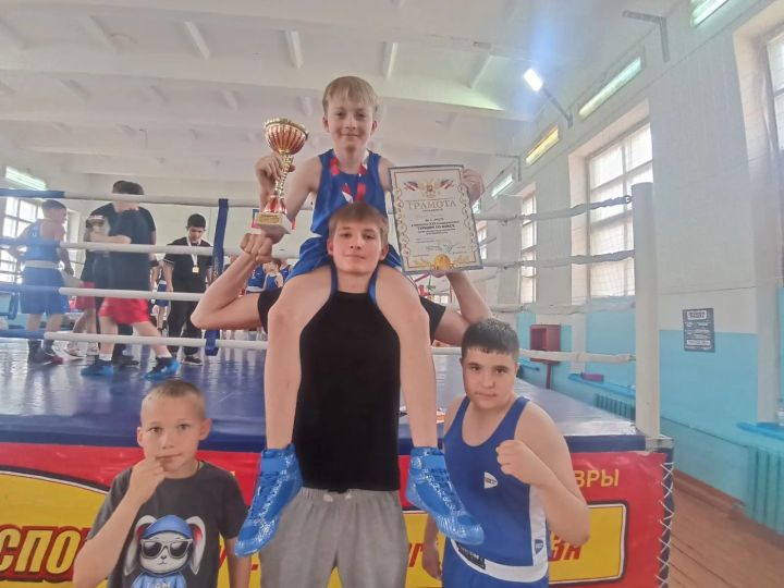 Воспитанники спортивного клуба им. Мякишева успешно выступили на турнире в Бугуруслане