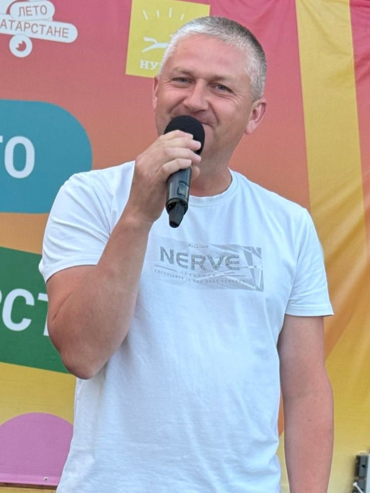«Открытый микрофон» собрал мастеров и юных звёзд на площади Нурлата