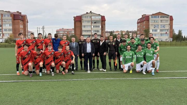 «Факел» уступил казанскому «Спортсмену» в напряженном матче